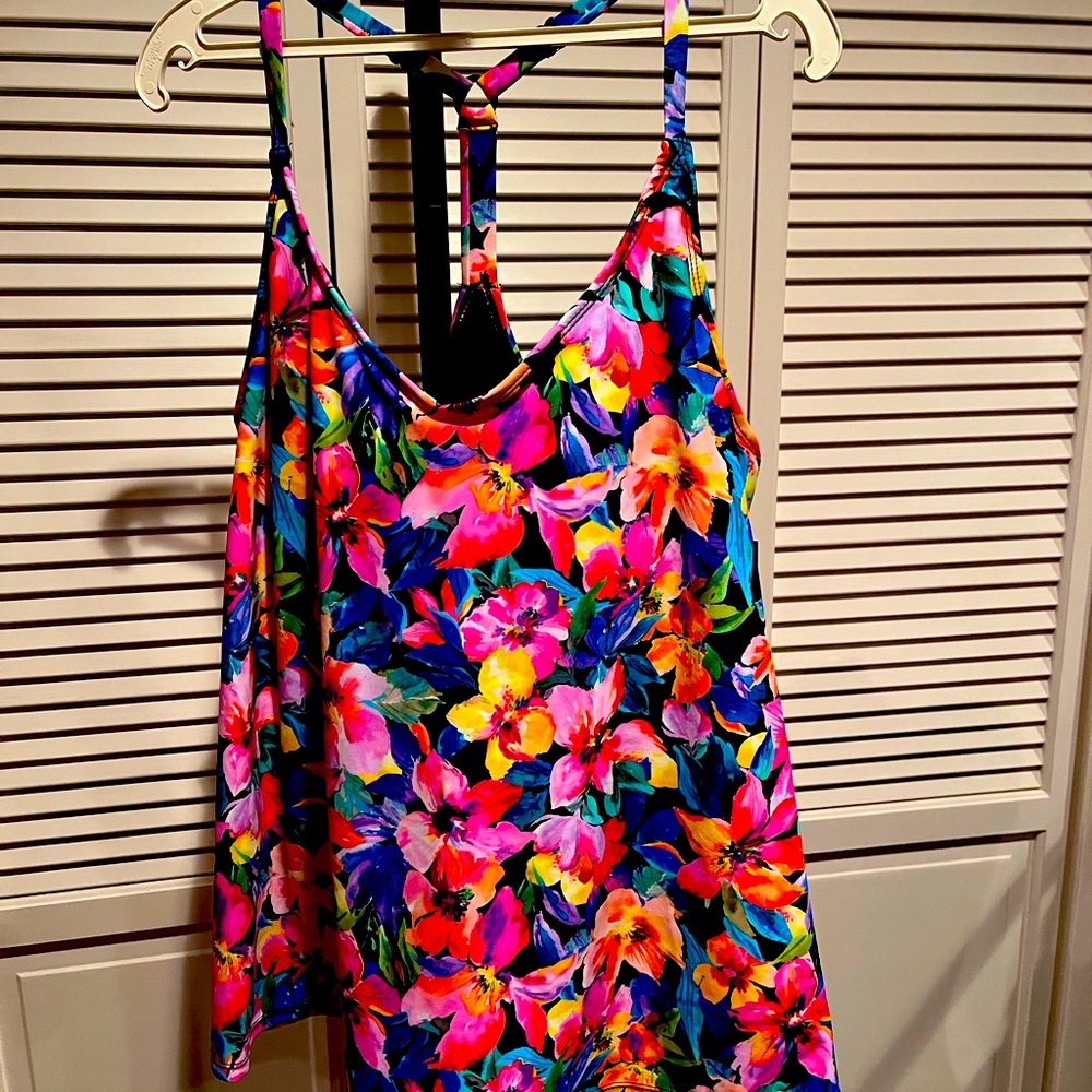 Island Escape Colorful Floral Strappy Tankini
